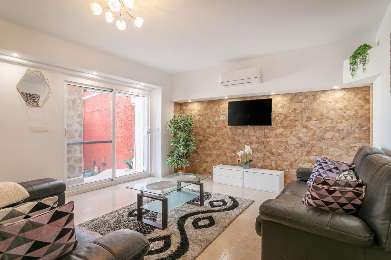 Rr Villa Monforte del Cid Экстерьер фото