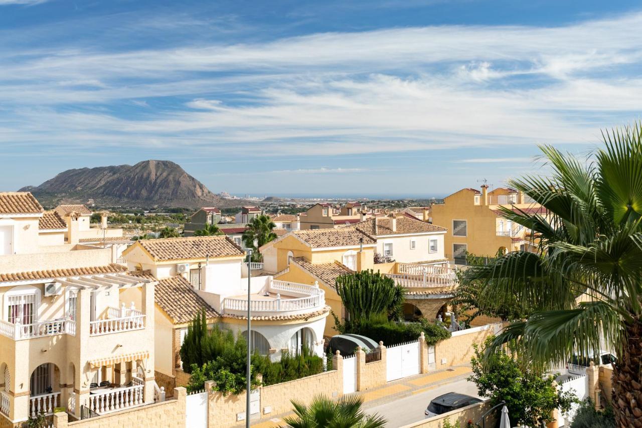 Rr Villa Monforte del Cid Экстерьер фото