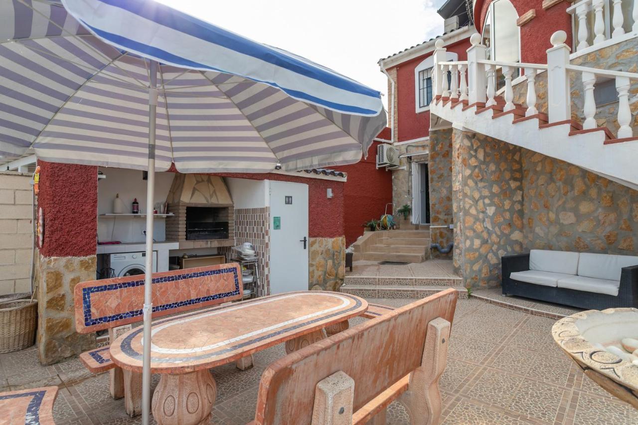 Rr Villa Monforte del Cid Экстерьер фото